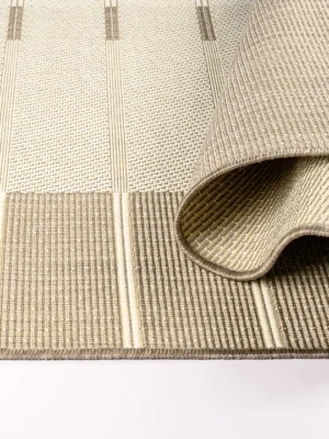 Sandstone Strata Rug side view showing woven pattern