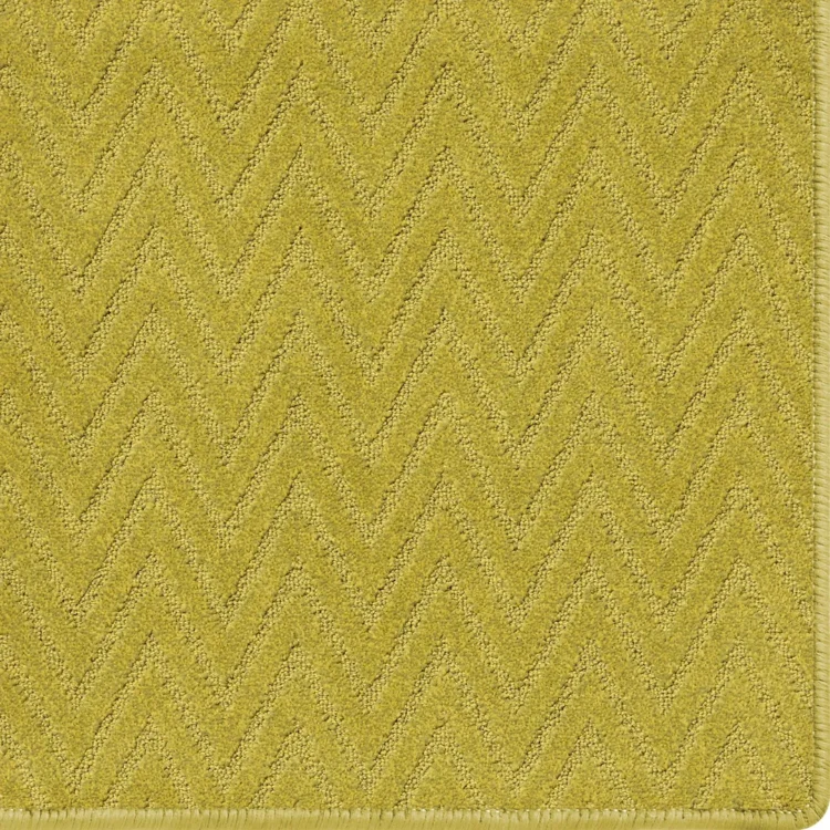 custom size mustard colour rug with chevron pattern and overlocked edges